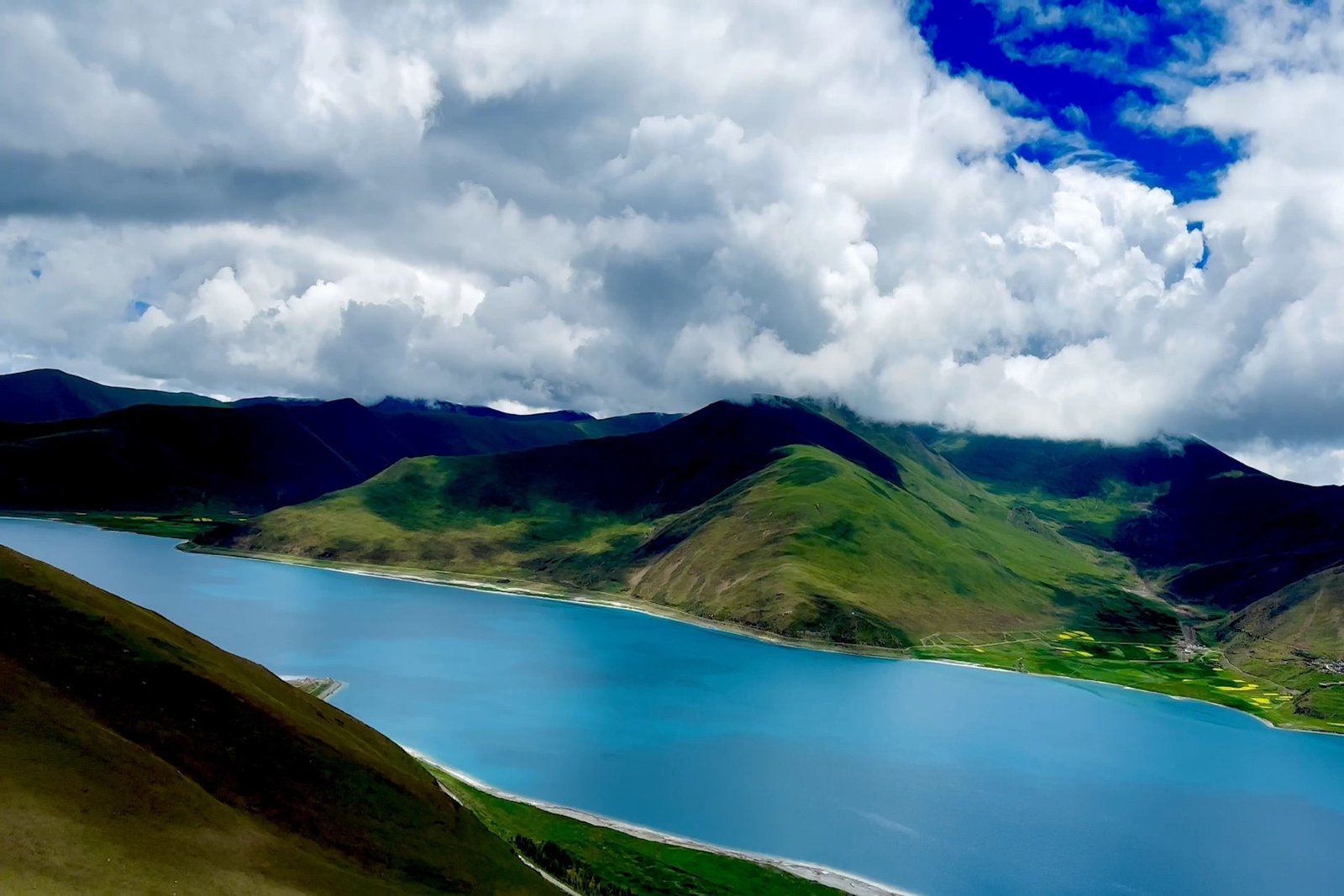 Yamdrok Lake | Tibet